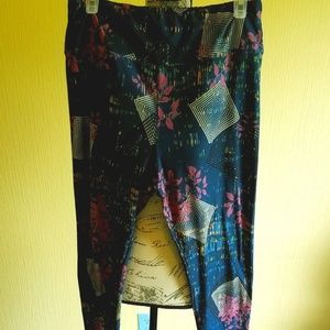 printed leggings